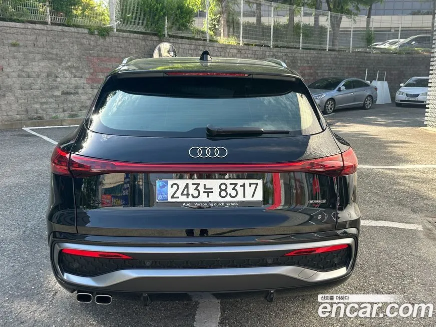 Audi Q5 2025 из KR, фото 4