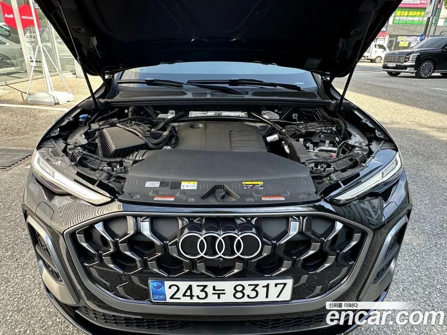 Audi Q5 2025 из KR, фото 6