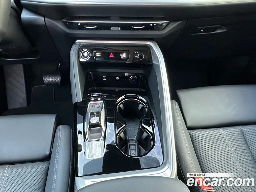 Audi Q5 2025 из KR, фото 8