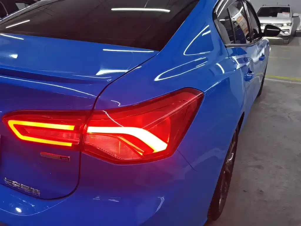 Ford Focus 2023 из CN, фото 5