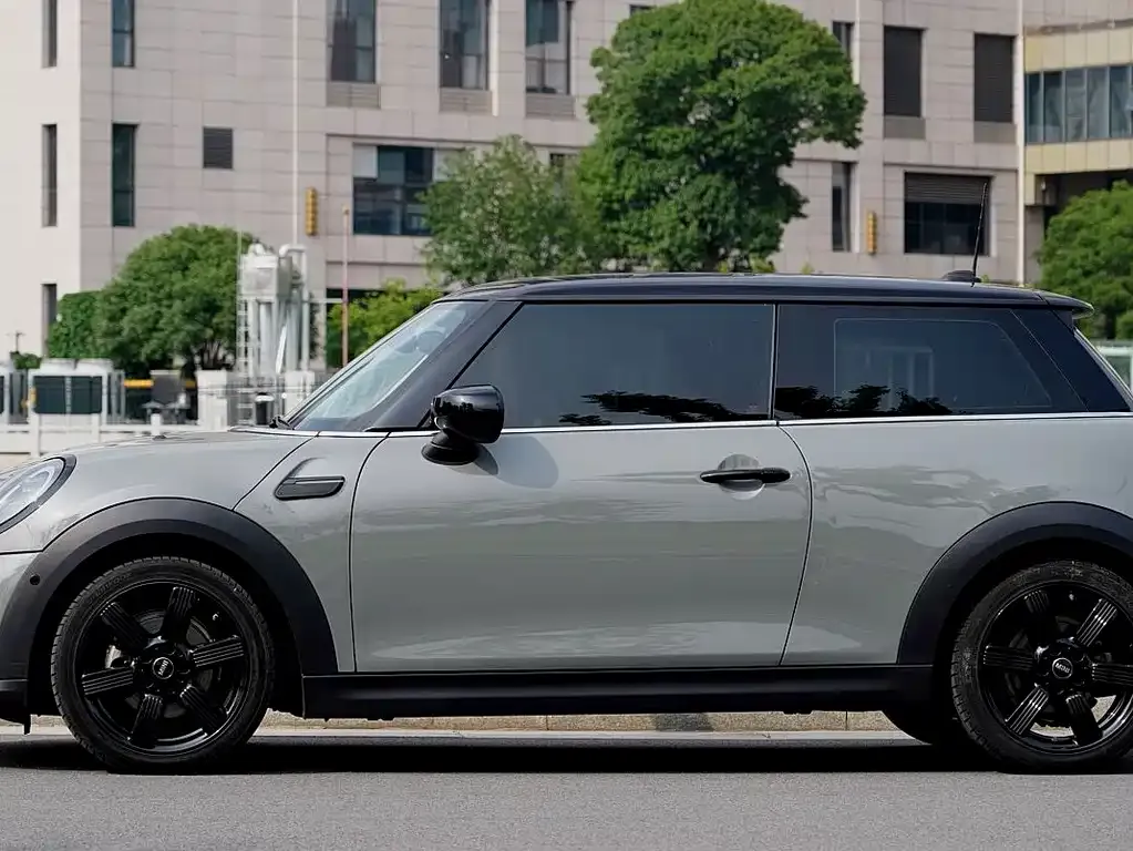 MINI Cooper (3-door) — фото 10