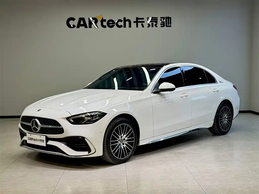 Mercedes-Benz C-Class — фото 1
