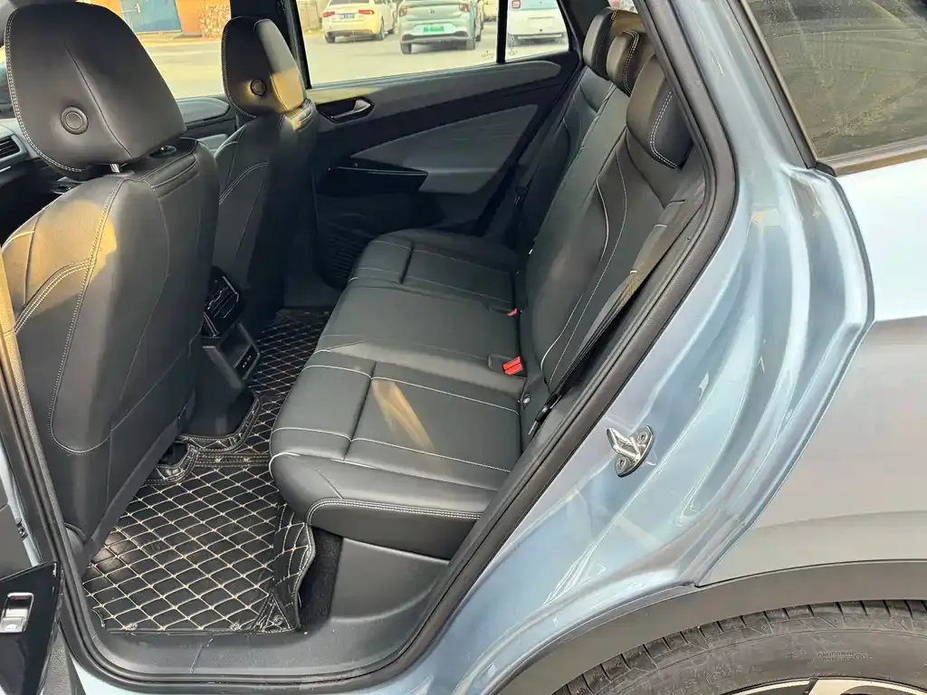 Volkswagen ID.4 X 2023 из CN, фото 9