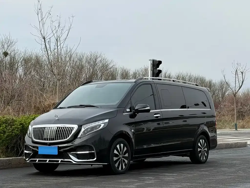Mercedes-Benz Vito — фото 1