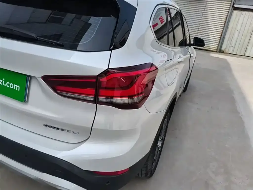 BMW X1 — фото 3