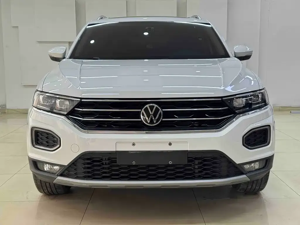 Volkswagen T-Roc — фото 4