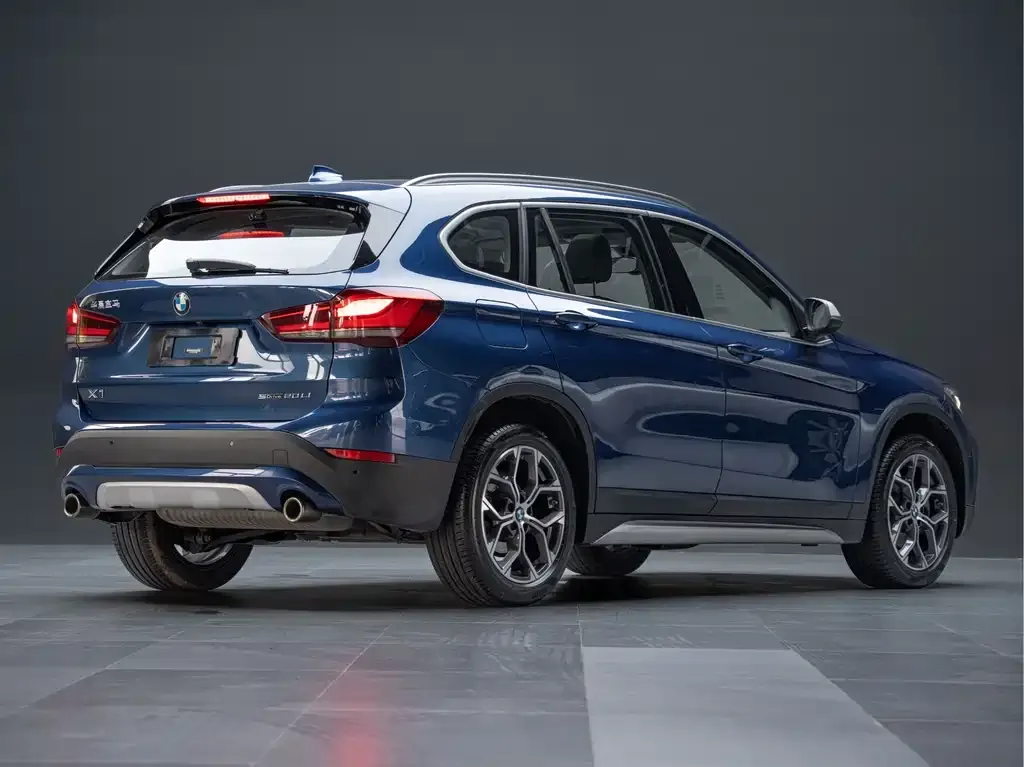 BMW X1 — фото 10