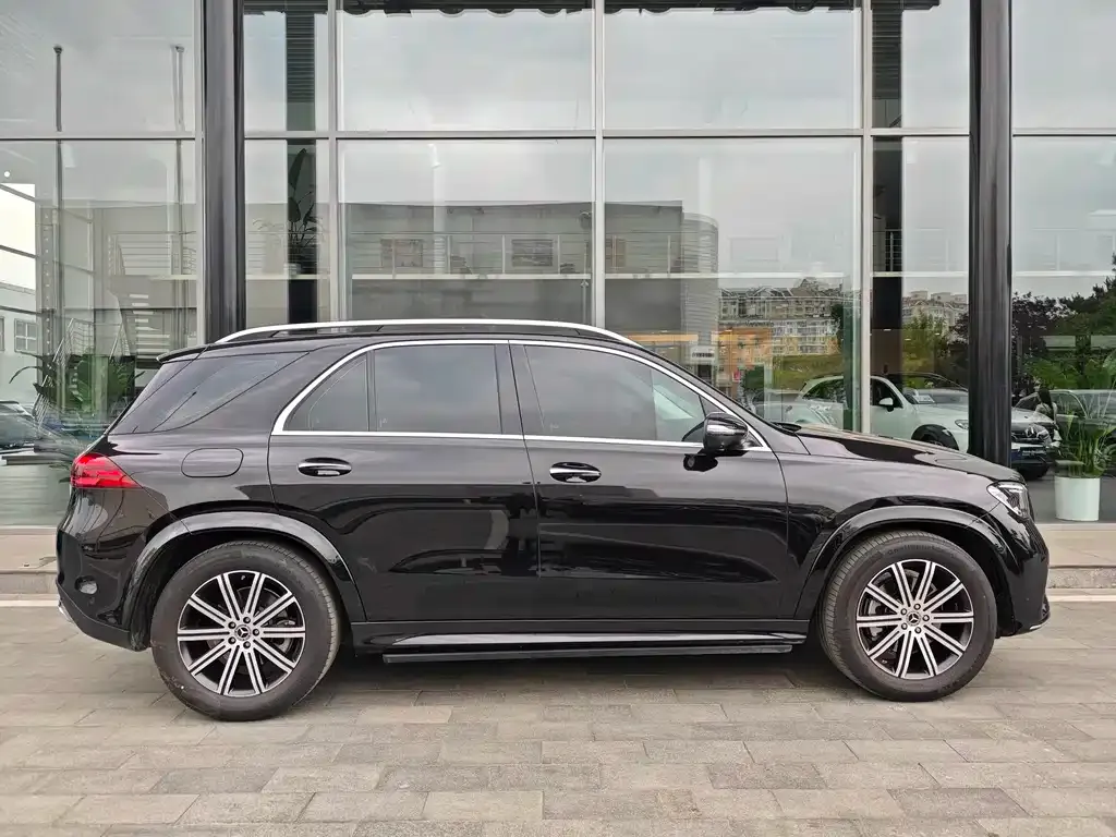 Mercedes-Benz GLE — фото 7