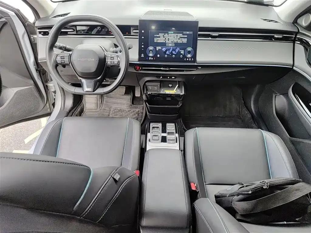 Honda e:NP2 2024 из CN, фото 9