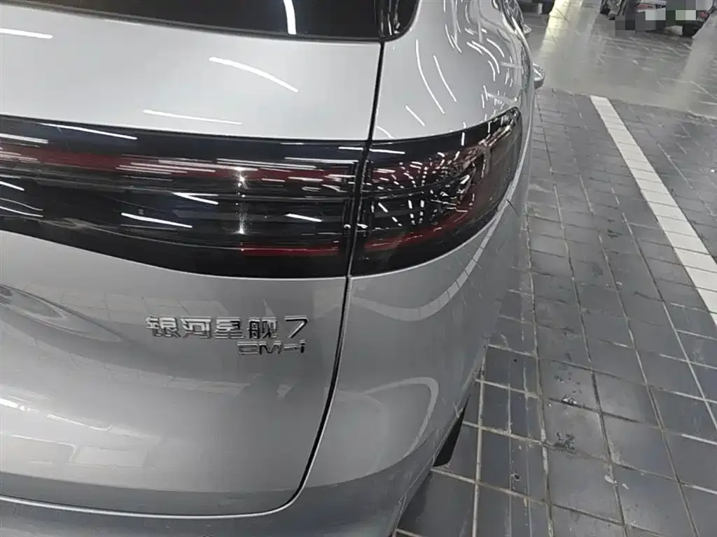 Geely Galaxy Xingjian 7 — фото 7