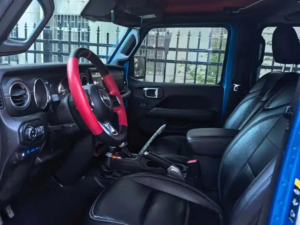 Jeep Wrangler PHEV 2022 из CN, фото 7