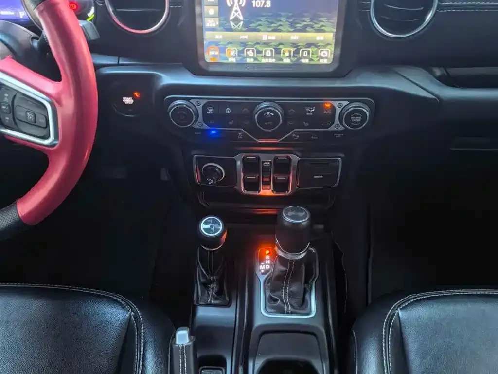Jeep Wrangler PHEV 2022 из CN, фото 4