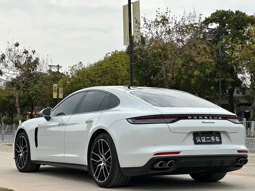 Porsche Panamera — фото 10