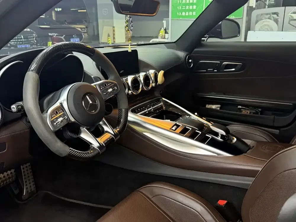 Mercedes-Benz AMG GT — фото 3