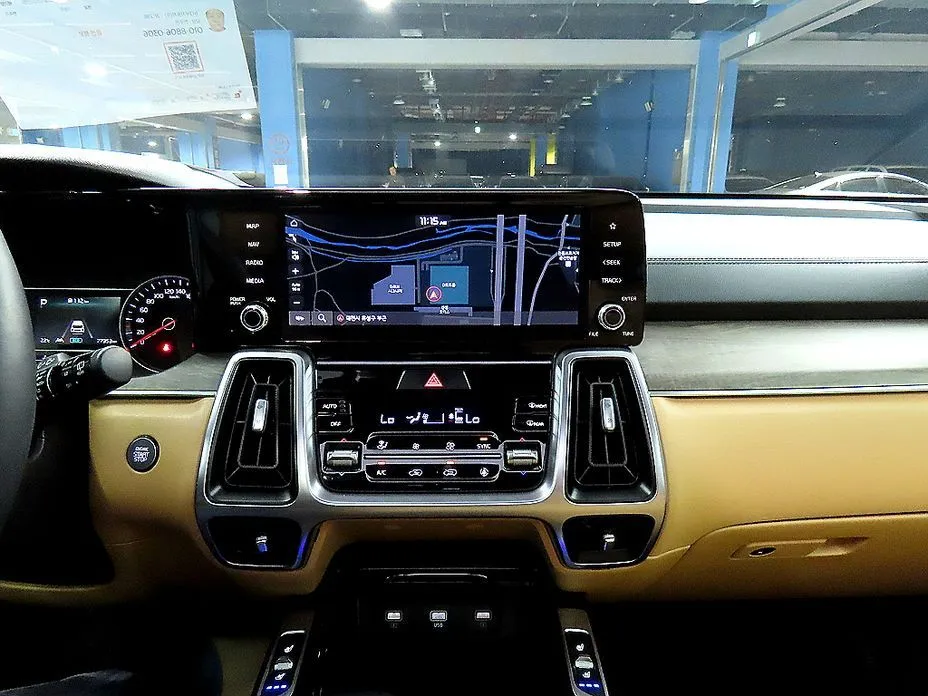 Kia Sorento — фото 8