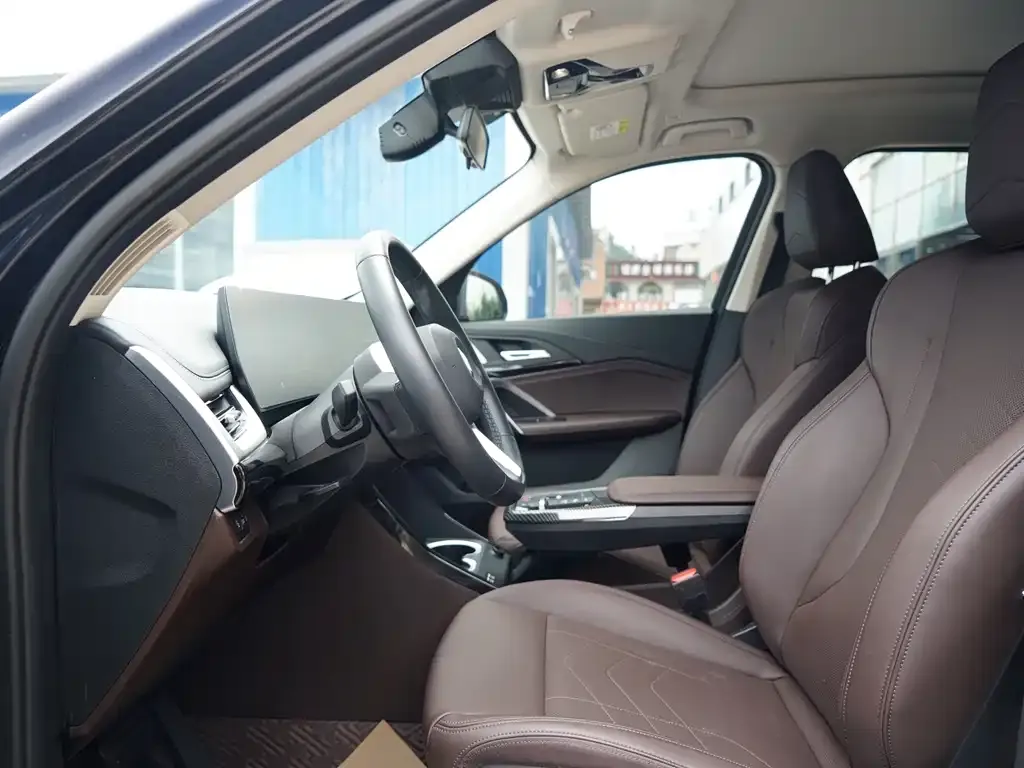 BMW X1 2024 из CN, фото 8