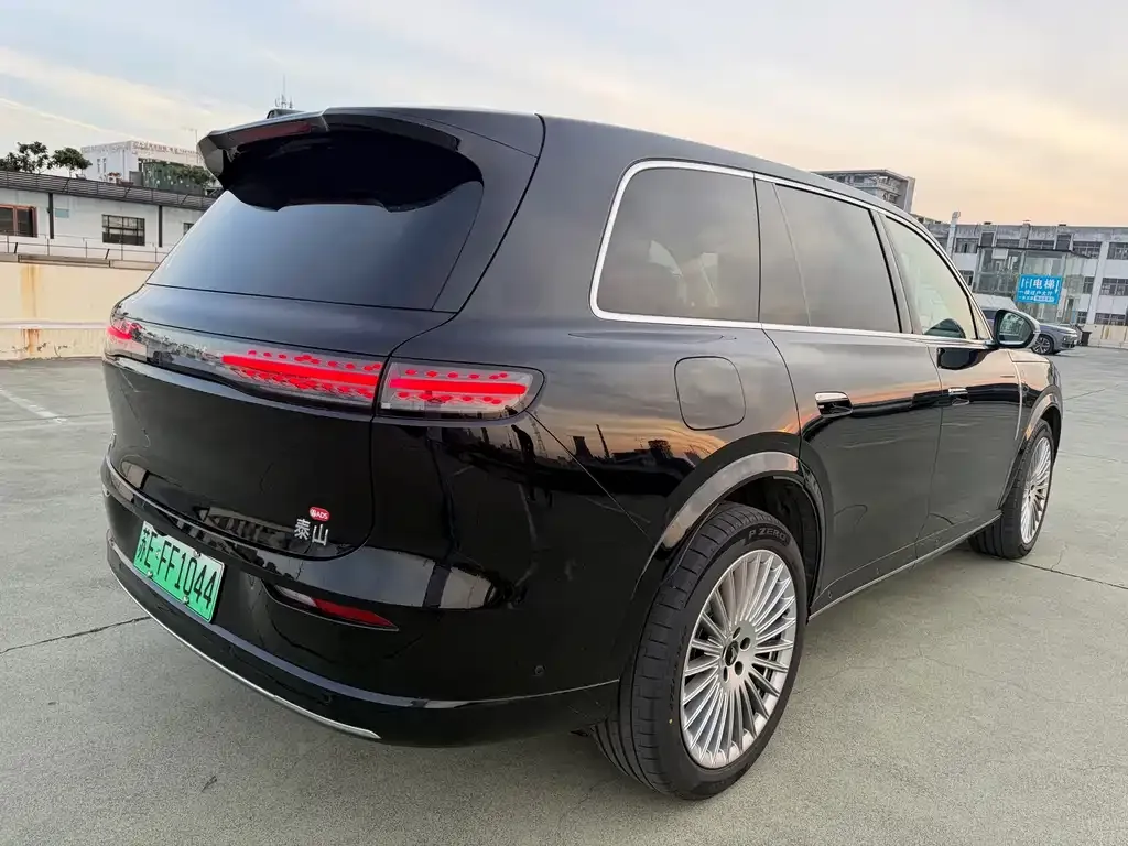 VOYAH Lantu Taishan 2025 из CN, фото 10