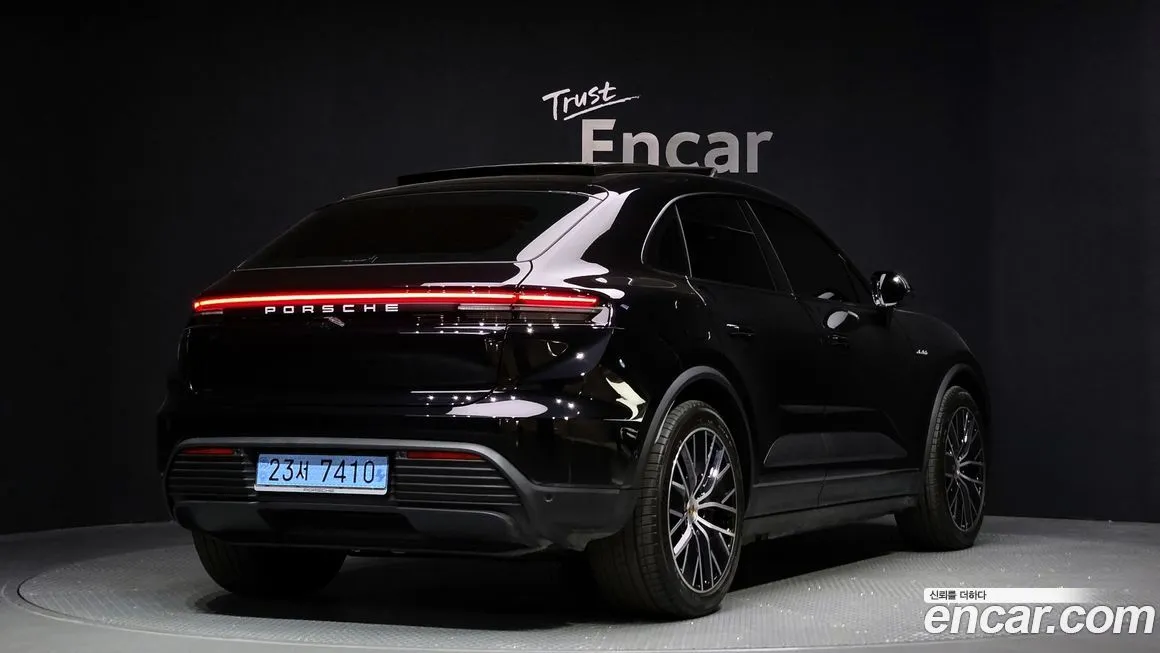 Porsche Macan — фото 4
