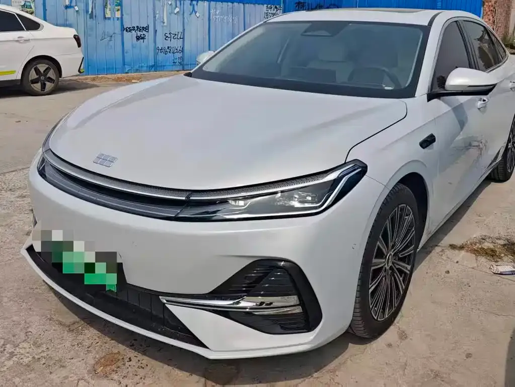 Geely 银河A7 EM