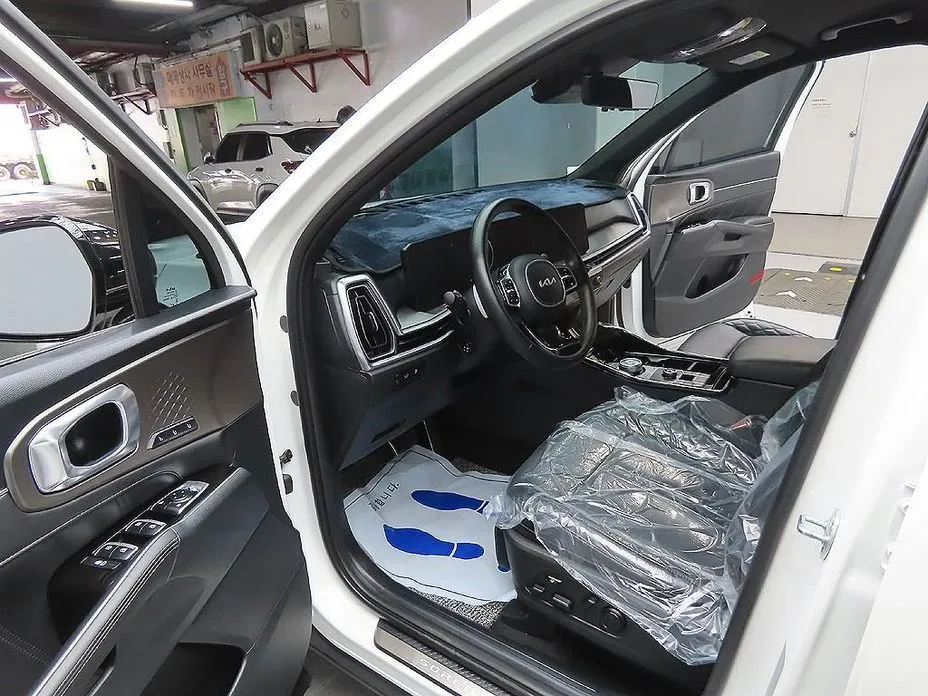 Kia Sorento — фото 6