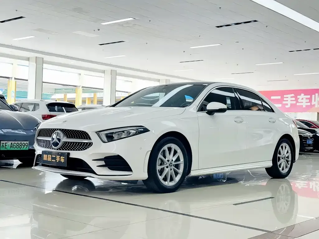 Mercedes-Benz A-Class — фото 1