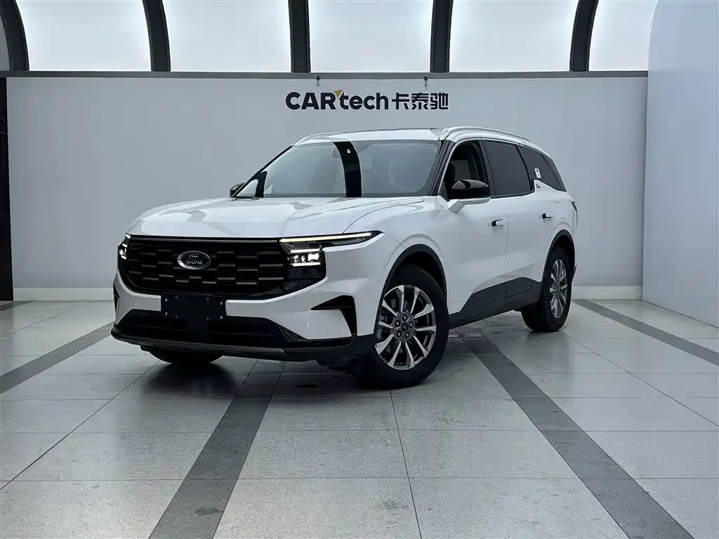 Ford Edge — фото 1