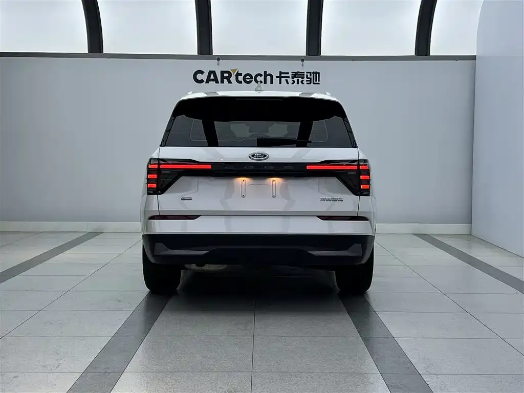 Ford Edge — фото 3