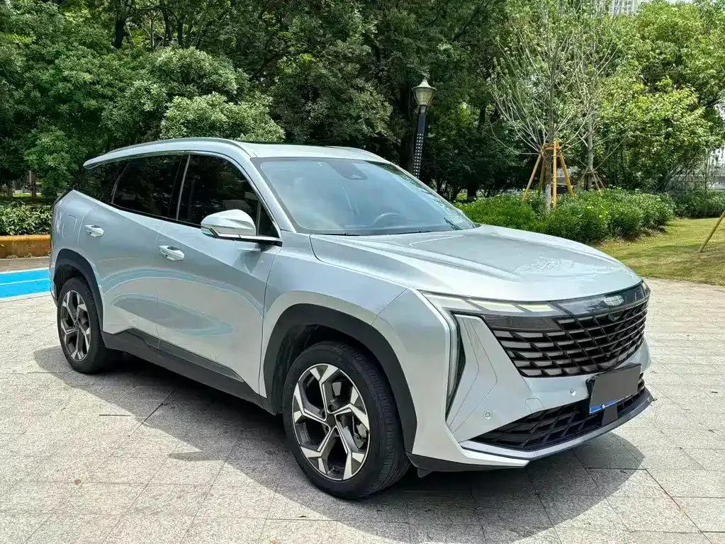 Geely Boyue L — фото 10