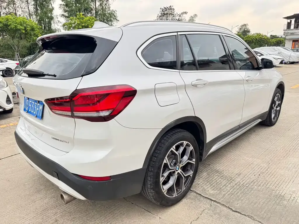BMW X1 — фото 2