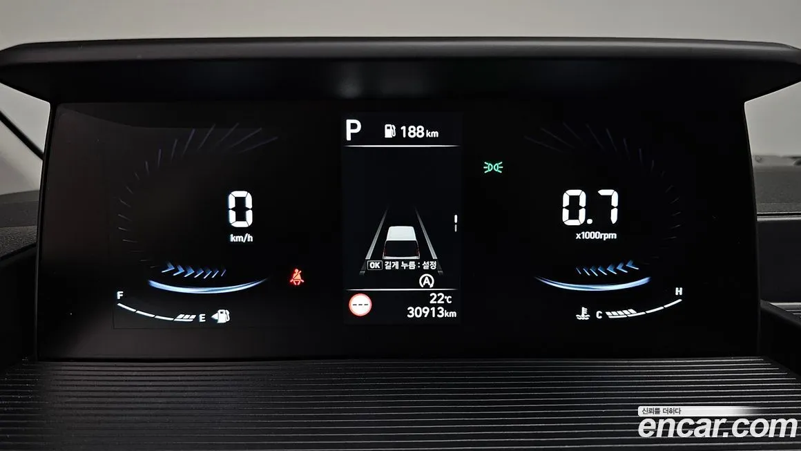 Hyundai Staria — фото 3