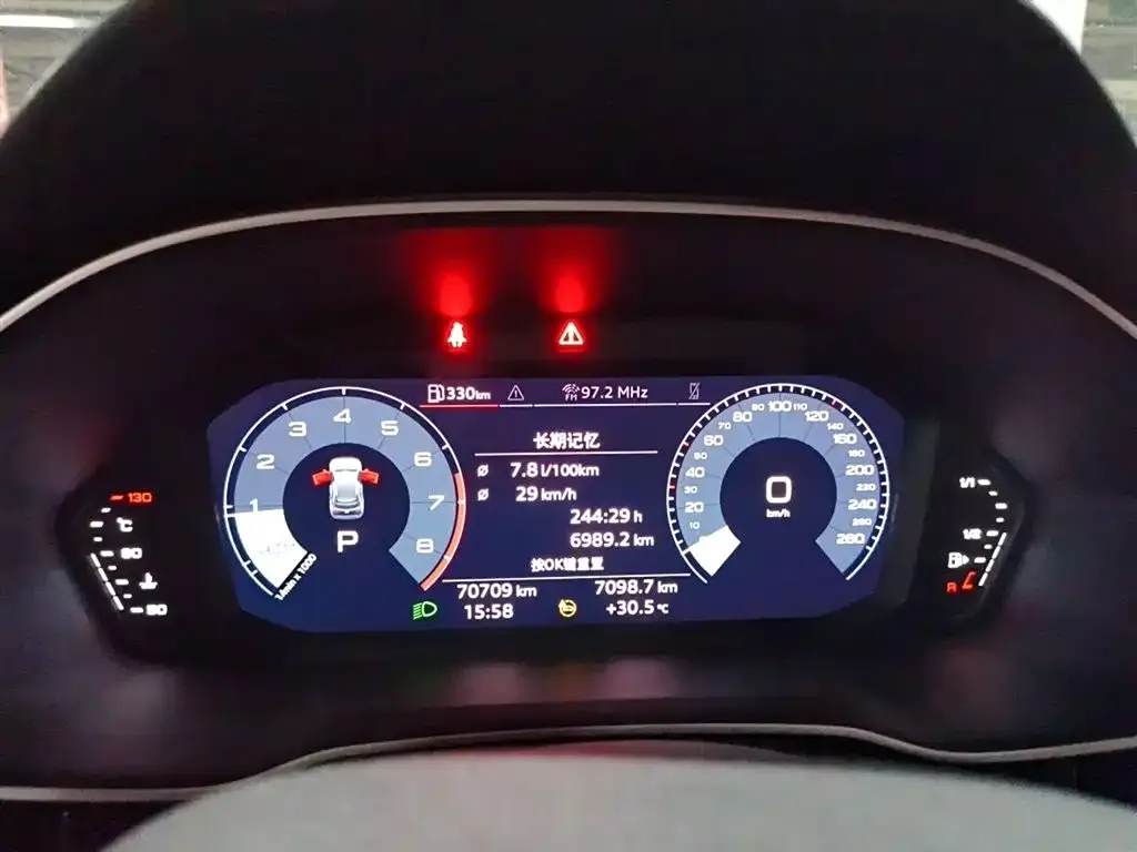 Audi Q3 2021 из CN, фото 8