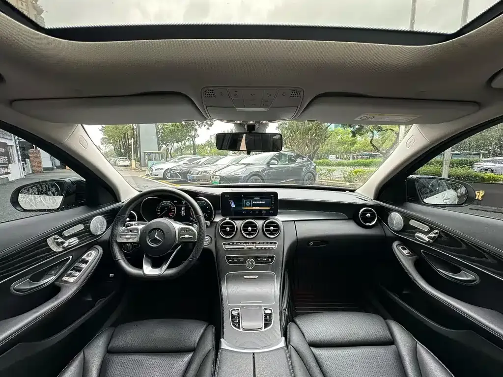 Mercedes-Benz C-Class — фото 10