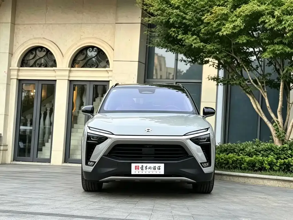 NIO ES8 — фото 6