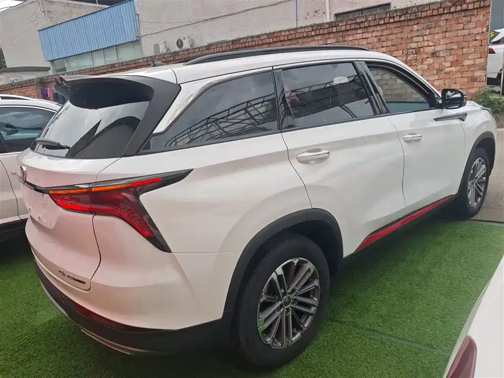 Changan CS75PLUS — фото 3