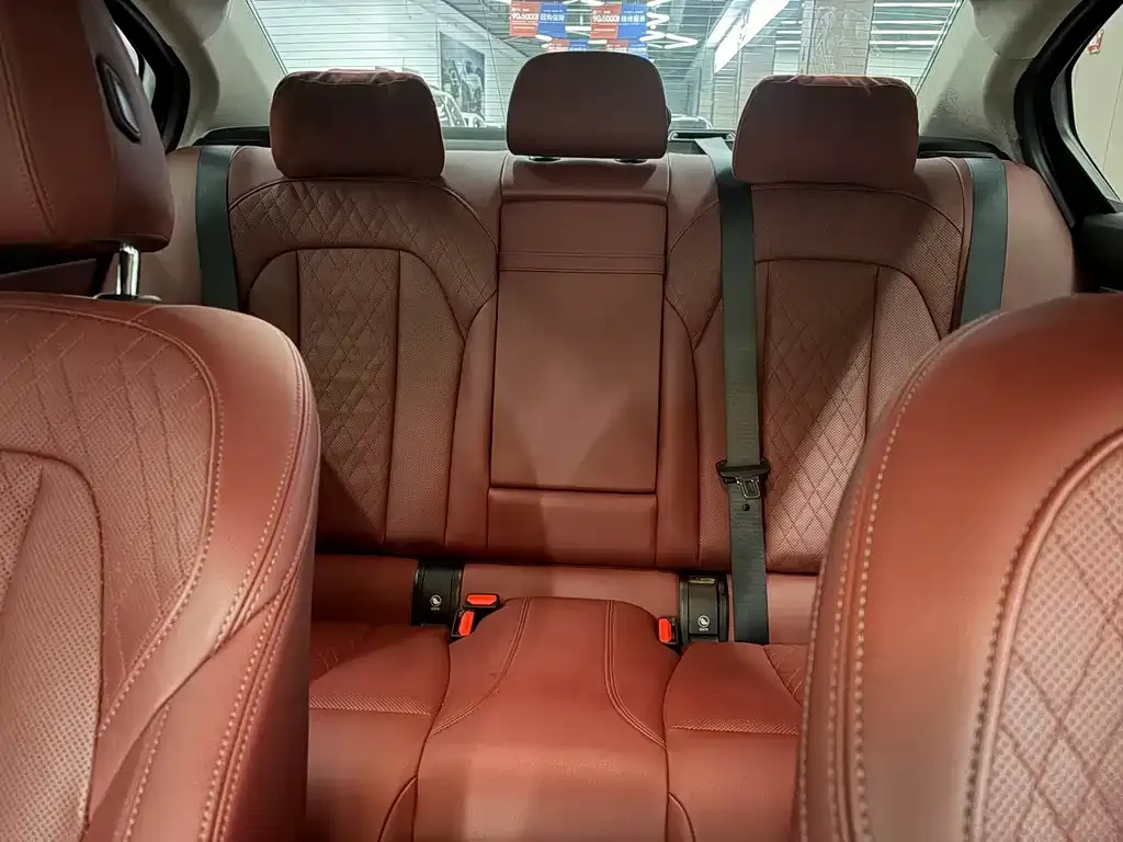 BMW i3 2024 из CN, фото 2