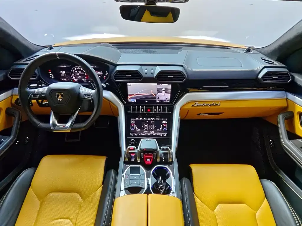 Lamborghini Urus — фото 6