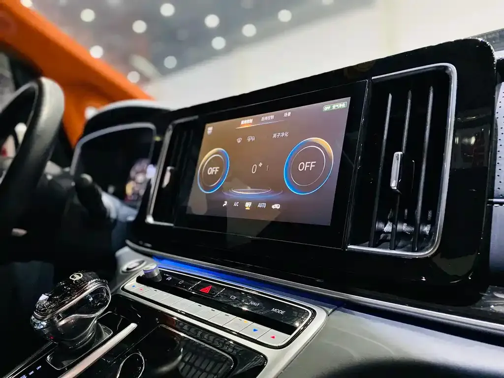 GAC Motor Trumpchi M8 — фото 4