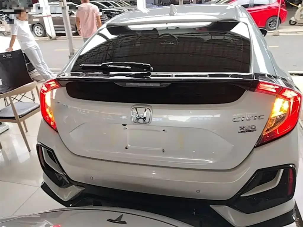 Honda Civic — фото 2