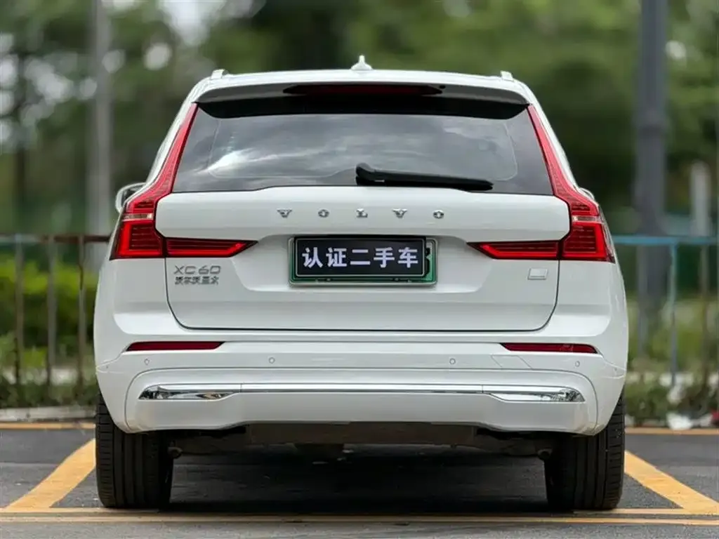 Volvo XC60 PHEV 2022 из CN, фото 6