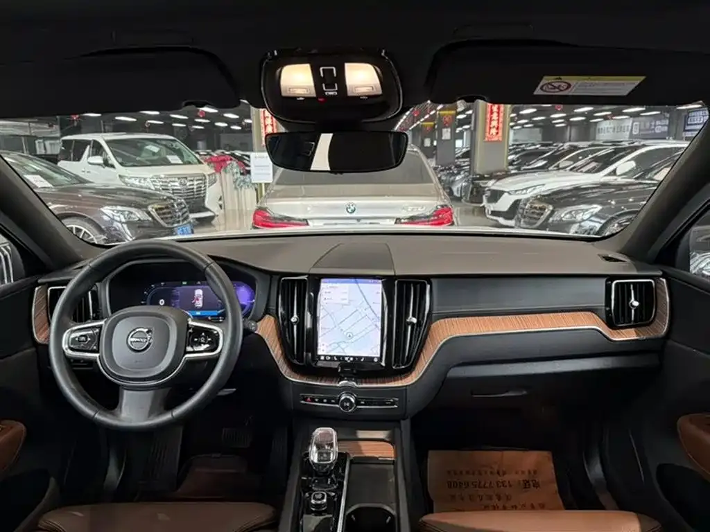 Volvo XC60 PHEV 2022 из CN, фото 5