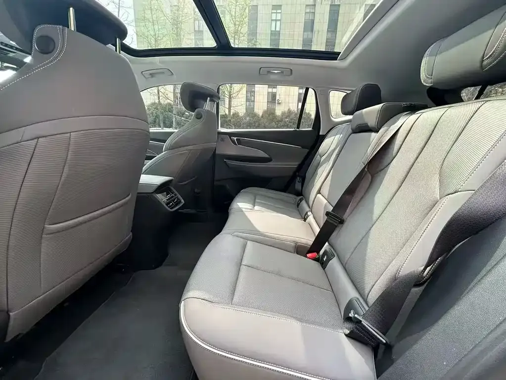Buick E5 2023 из CN, фото 2