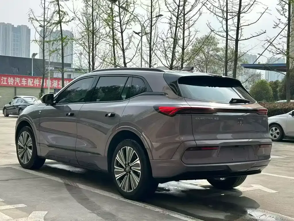 Buick E5 2023 из CN, фото 9