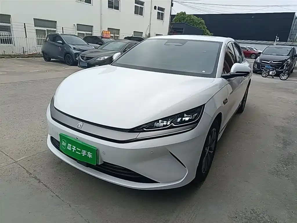 BYD Qin L — фото 1