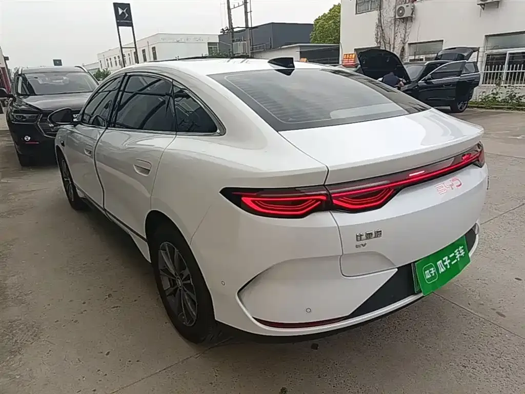 BYD Qin L — фото 6