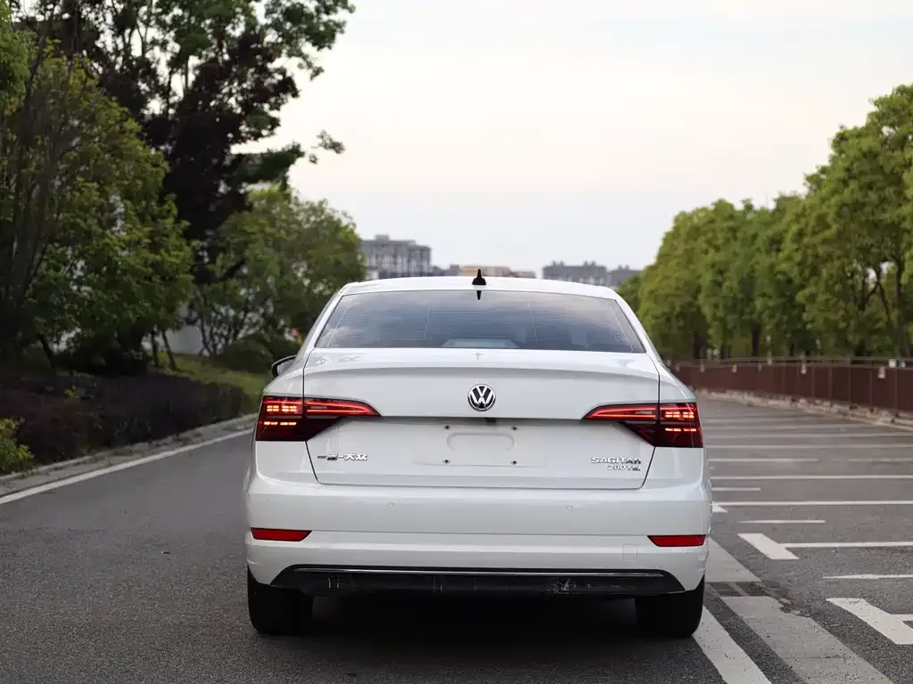 Volkswagen Sagitar 2022 из CN, фото 4