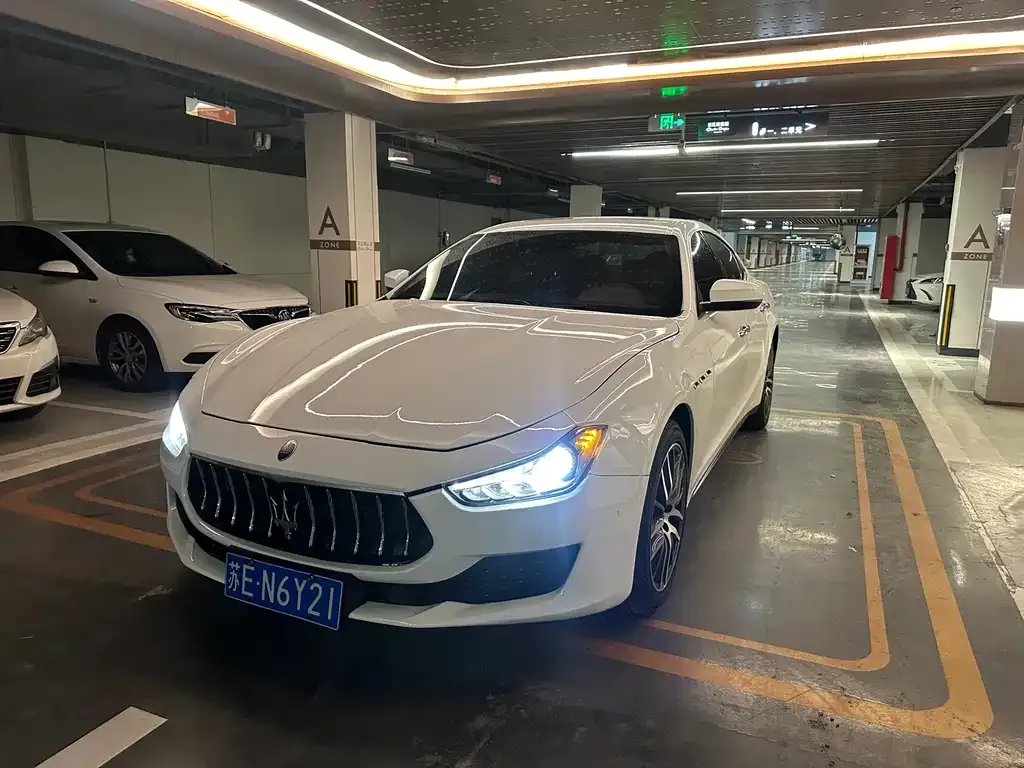 Maserati Ghibli