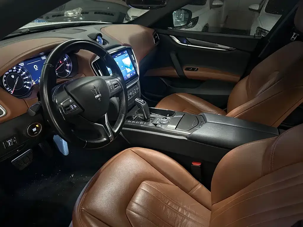 Maserati Ghibli 2021 из CN, фото 10