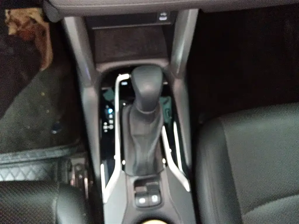 Toyota Corolla Cross — фото 3