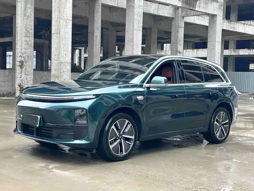 Li Auto L6
