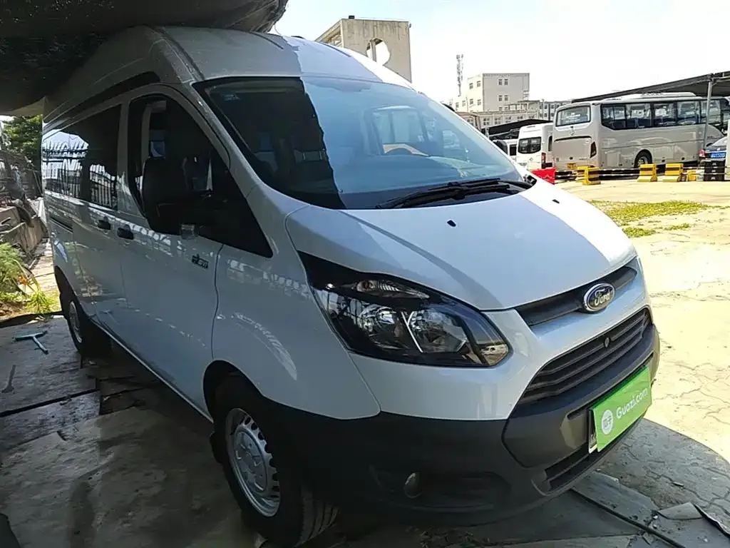 Ford Transit 2023 из CN, фото 4